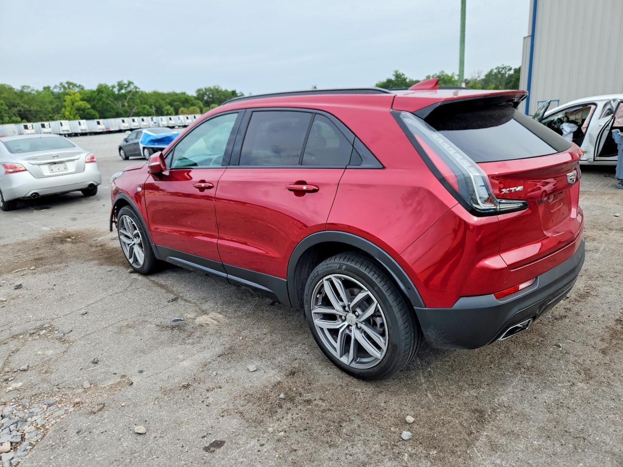 2020 Cadillac Xt4 Sport - Фото 2