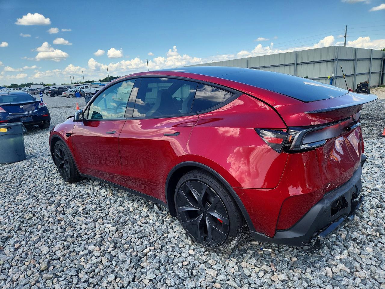 2026 Tesla Model Y - Image 2