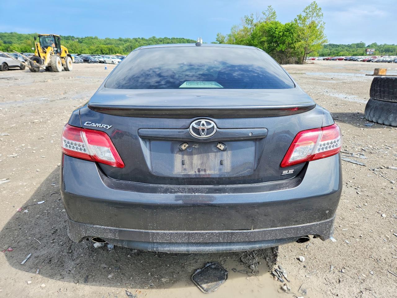 2011 Toyota Camry Se - Фото 6