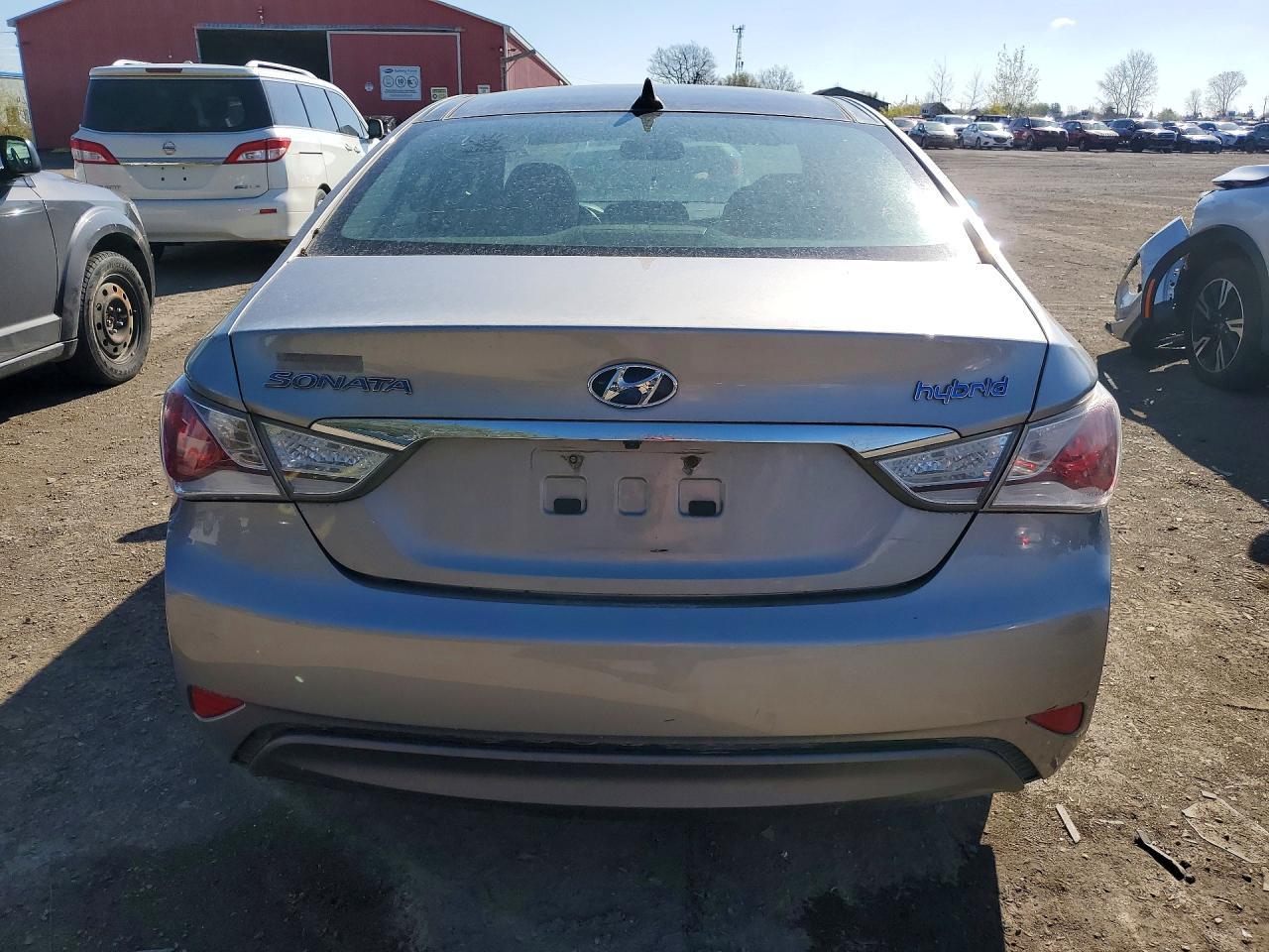 2011 Hyundai Sonata Hybrid - Image 6