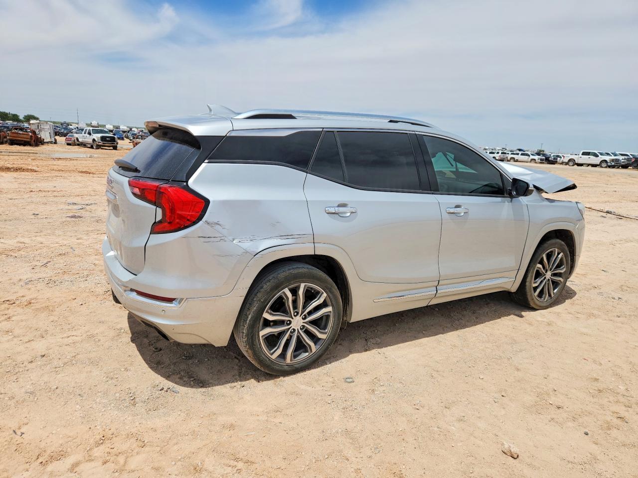 2019 GMC Terrain Denali - Фото 3