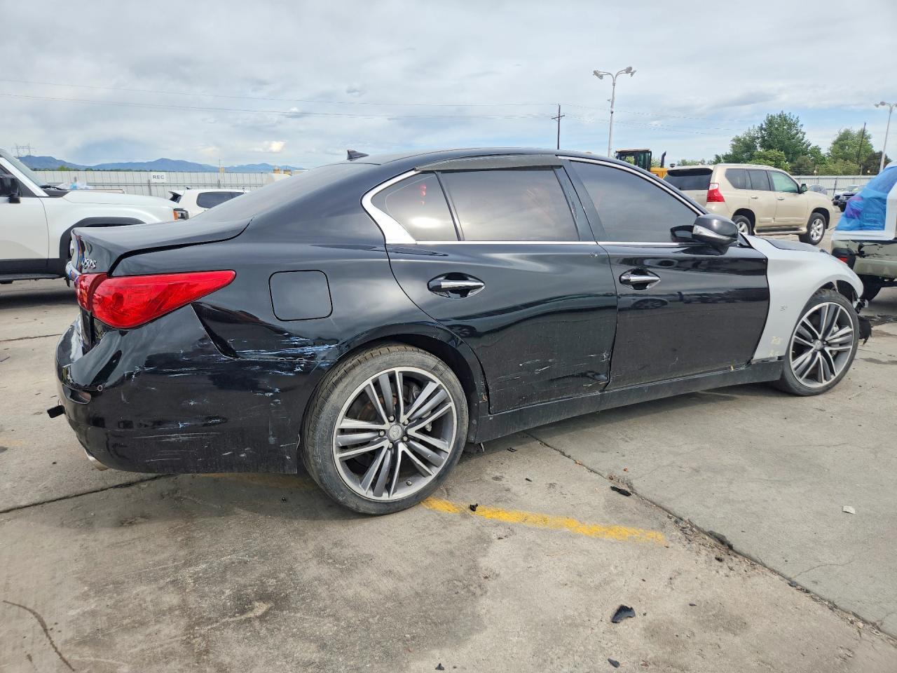 2014 Infiniti Q50 Sport - Image 3