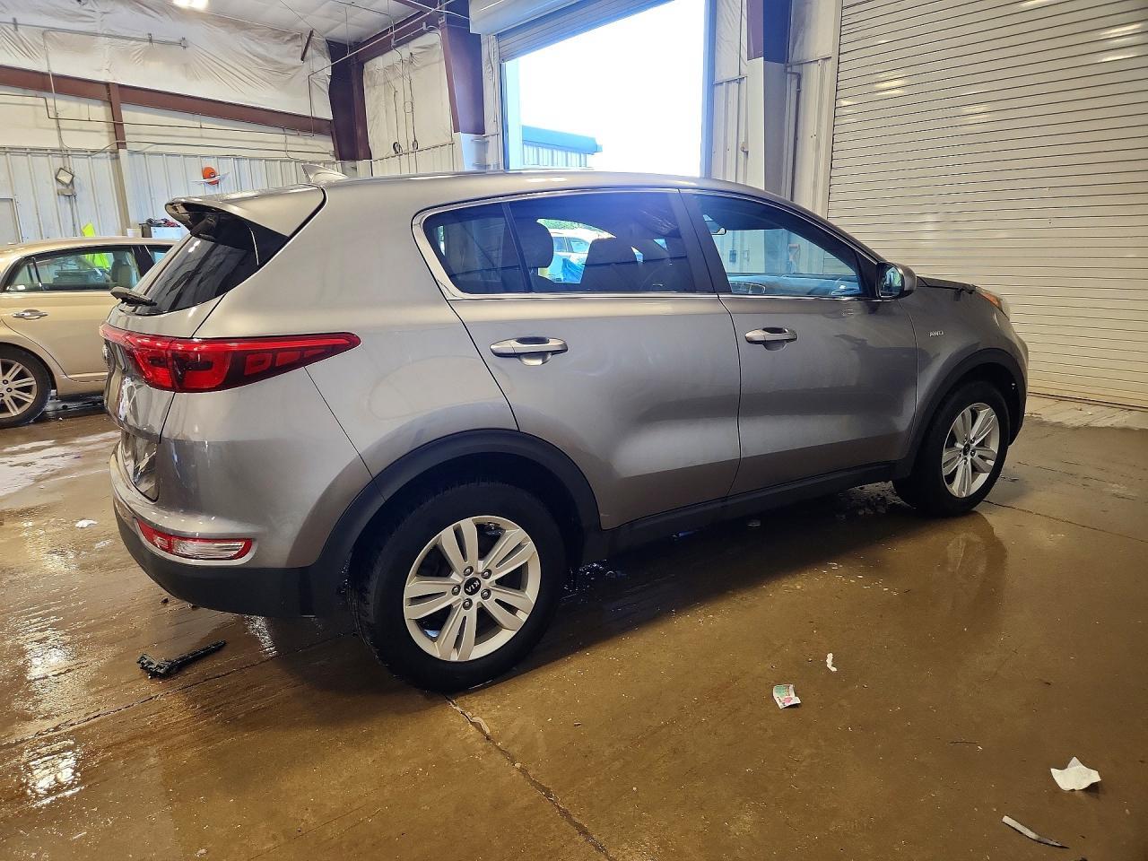 2019 Kia Sportage Lx - Image 3