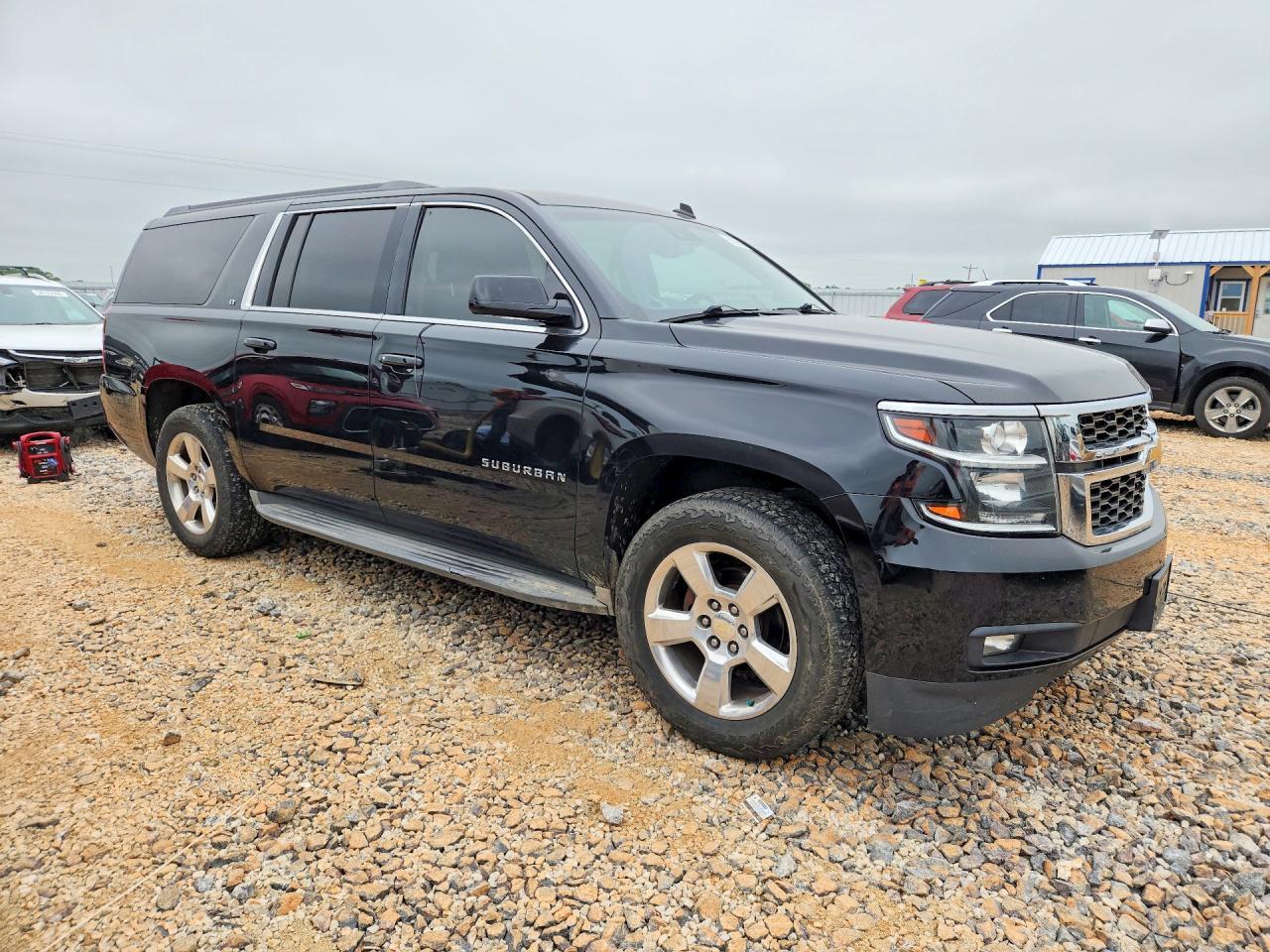 2015 Chevrolet Suburban - Фото 4