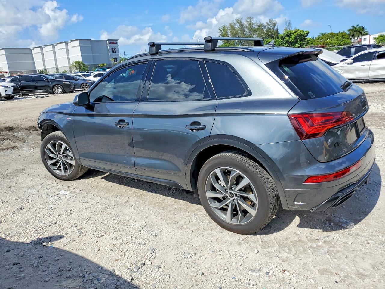 2024 Audi Q5 Premium 45 - Фото 2