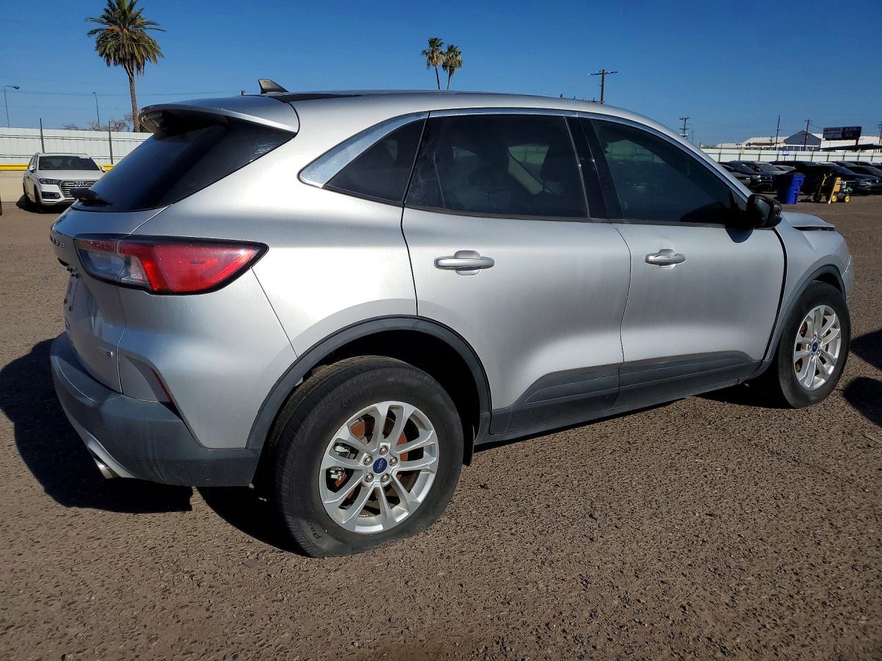 2020 Ford Escape Se - Image 3