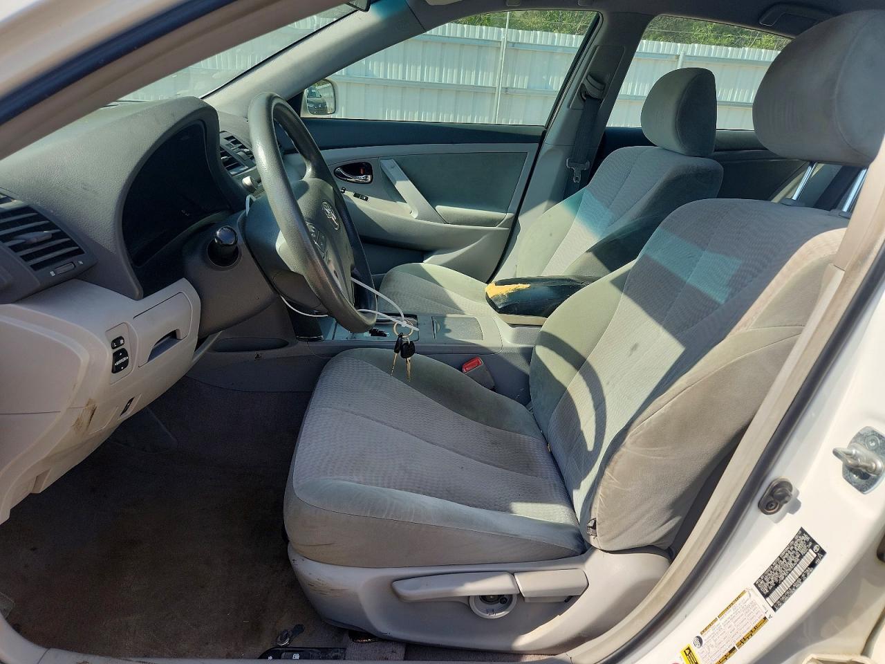 2011 Toyota Camry Base - Фото 7