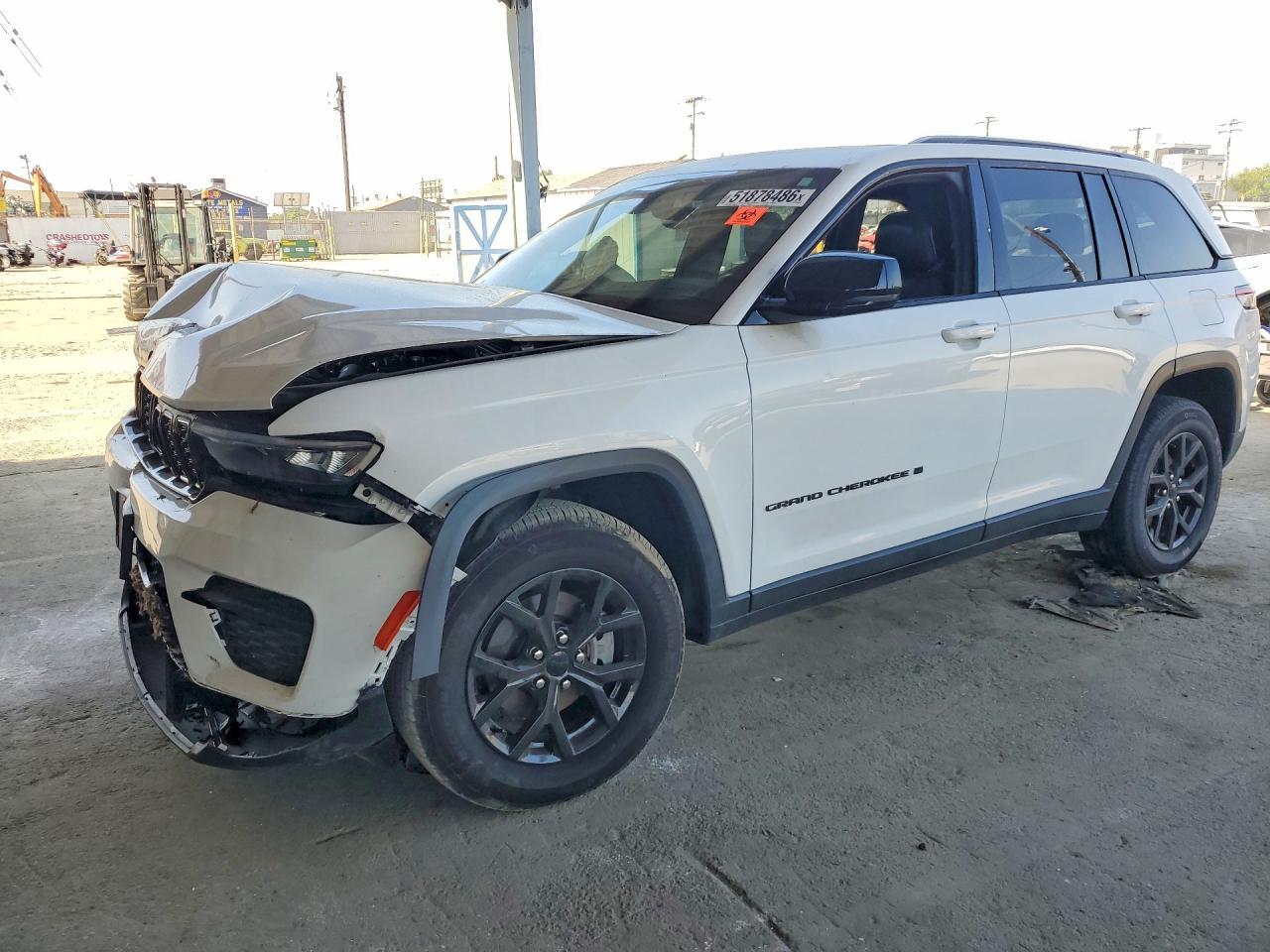 2025 Jeep Grand Cherokee Laredo