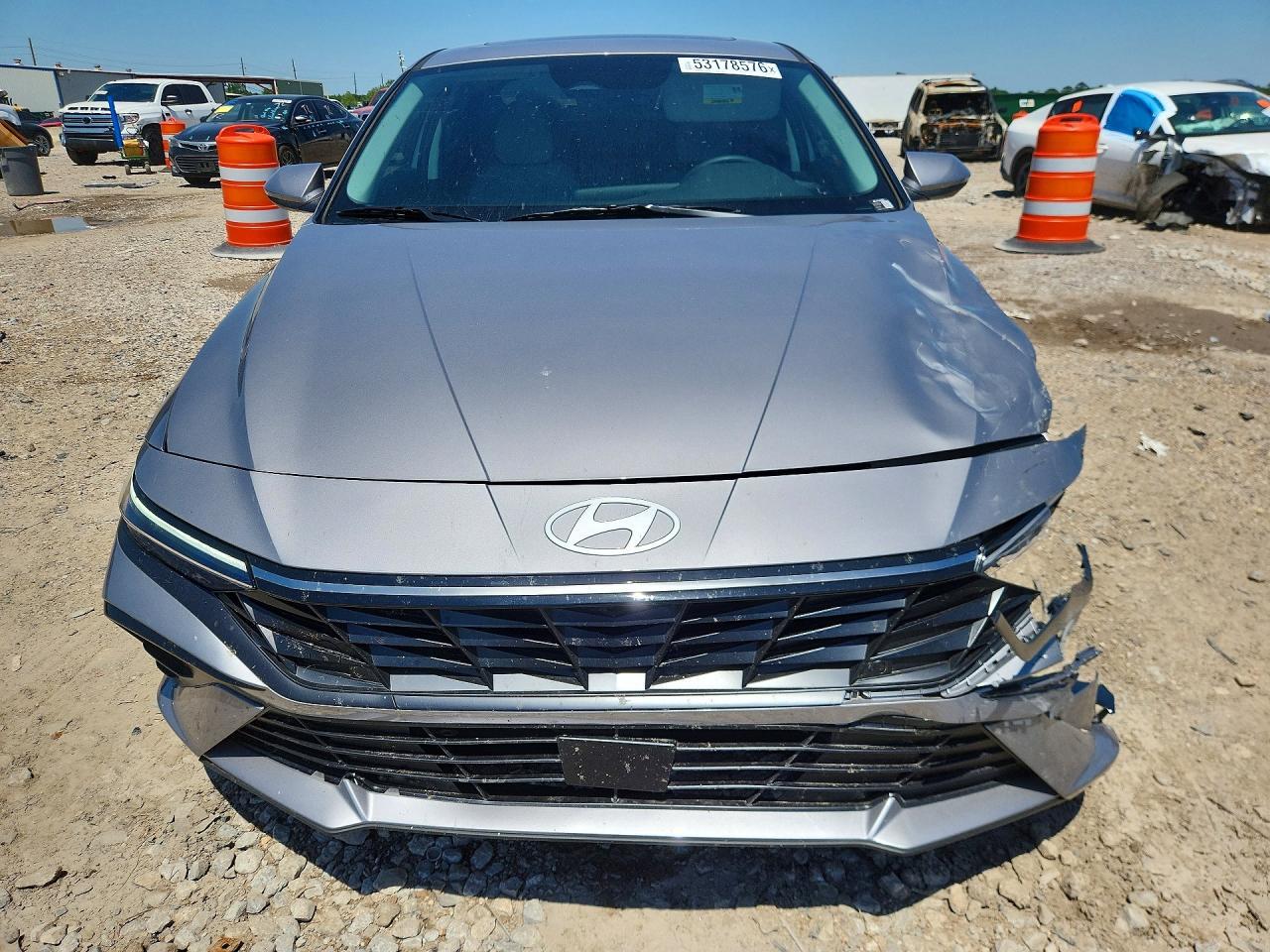 2026 Hyundai Elantra Limited - Фото 5