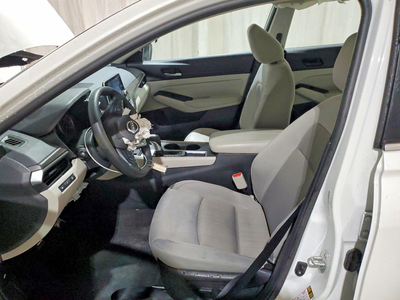 2025 Nissan Altima Sv - Image 7