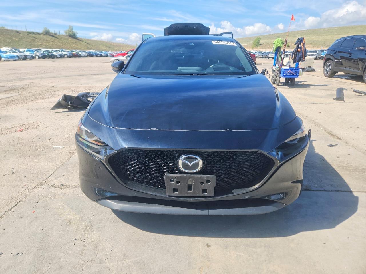 2023 Mazda 3 Premium - Фото 5
