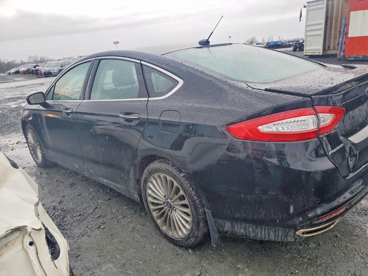 2016 Ford Fusion Titanium - Фото 2