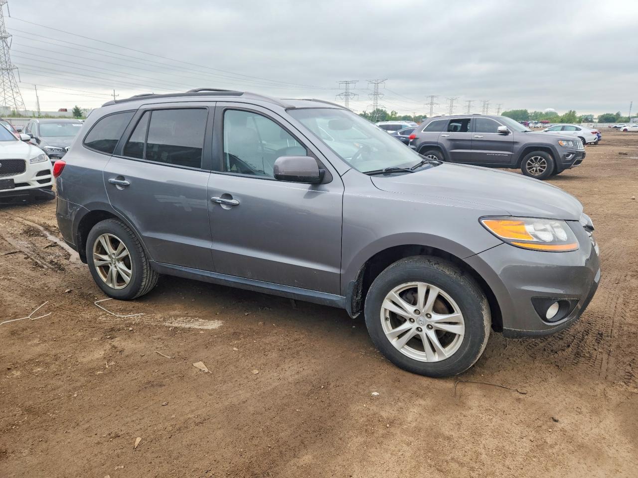 2010 Hyundai Santa Fe - Image 4