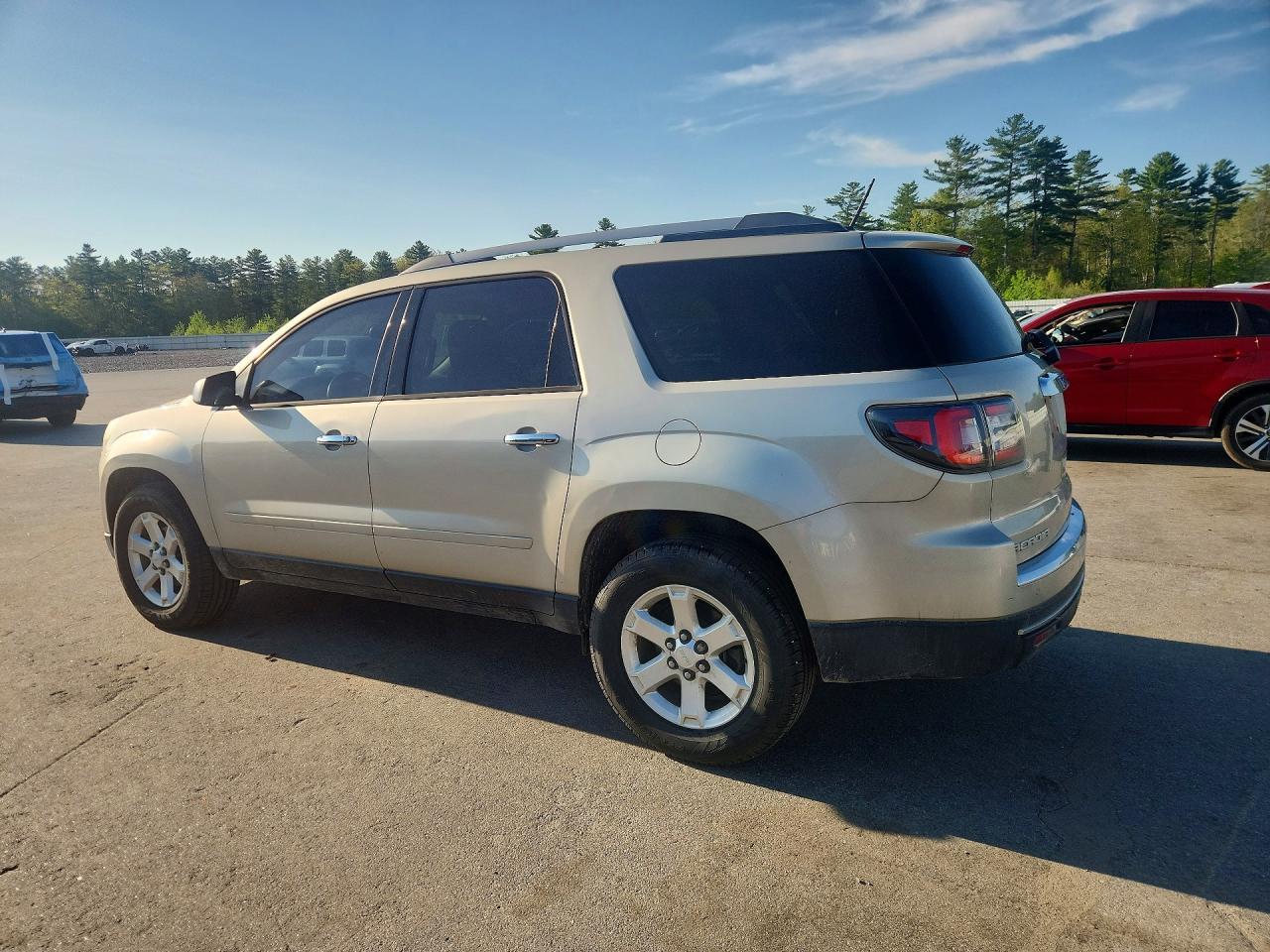 2016 GMC Acadia Sle - Фото 2