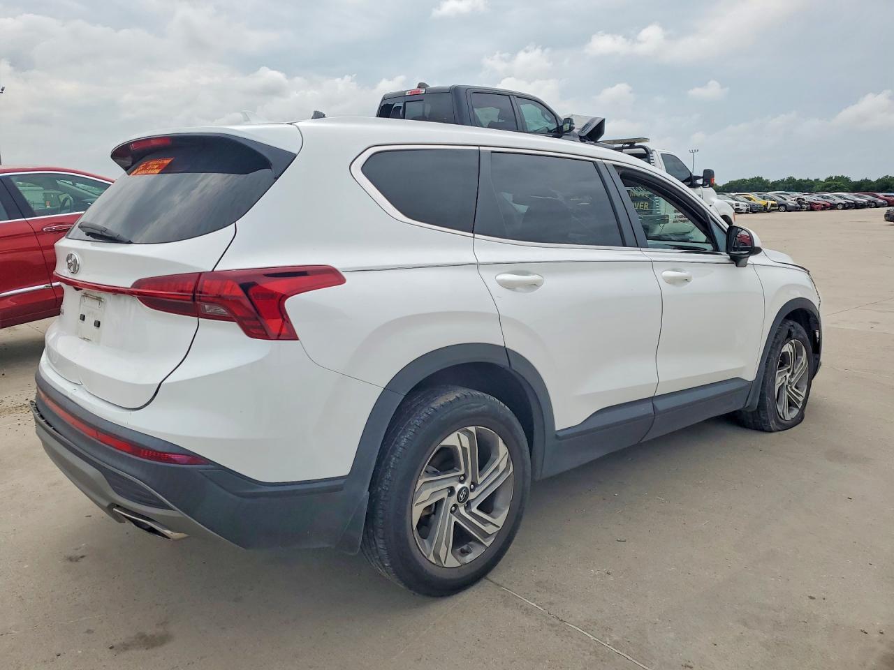 2022 Hyundai Santa Fe Se - Фото 3