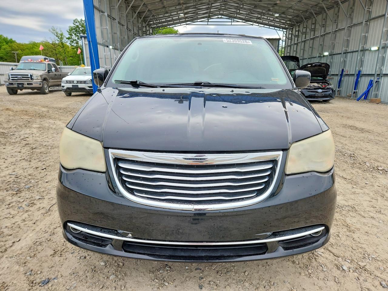 2013 Chrysler Town & Country Touring - Image 5
