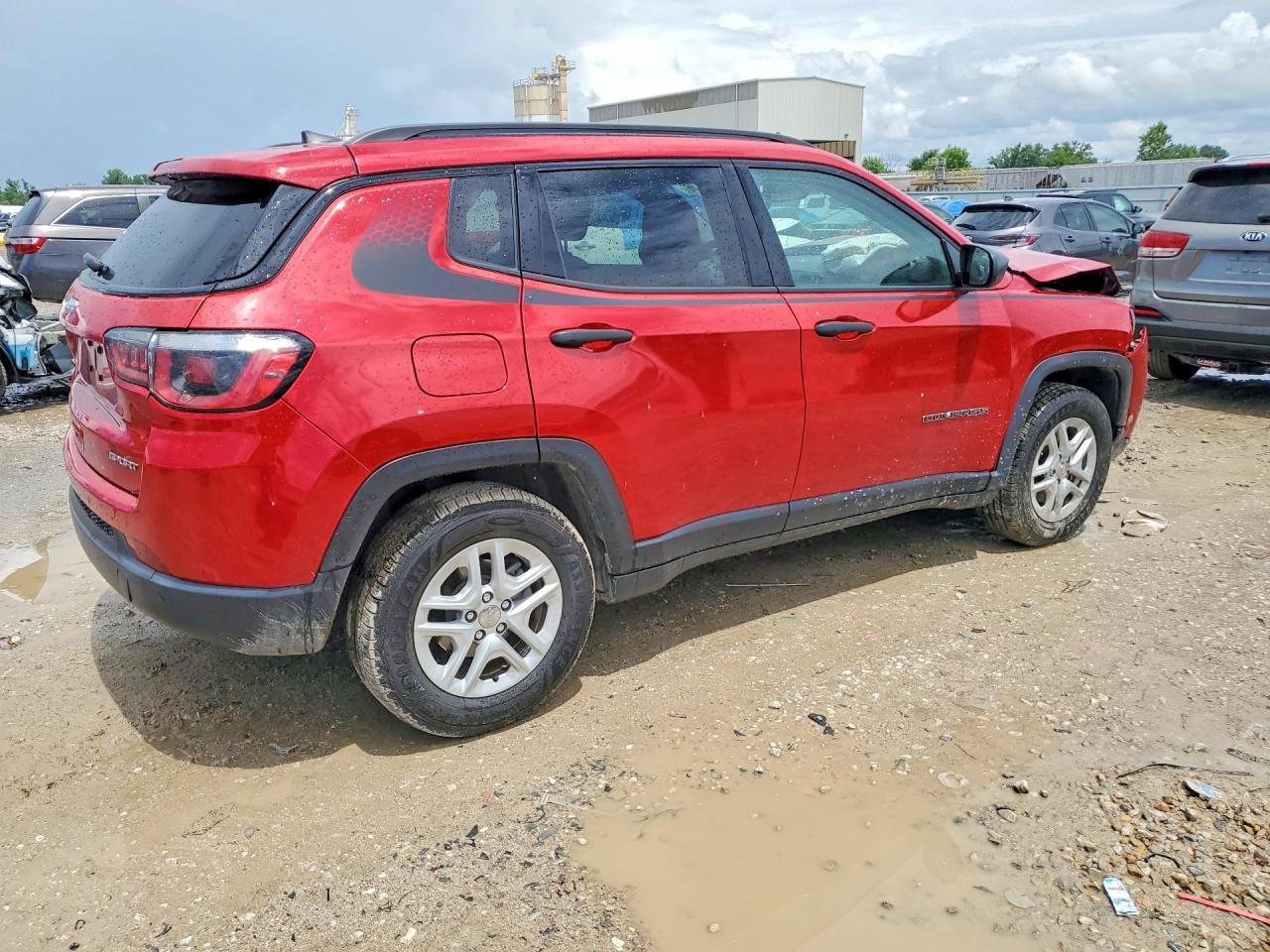 2018 Jeep Compass Sport - Фото 3