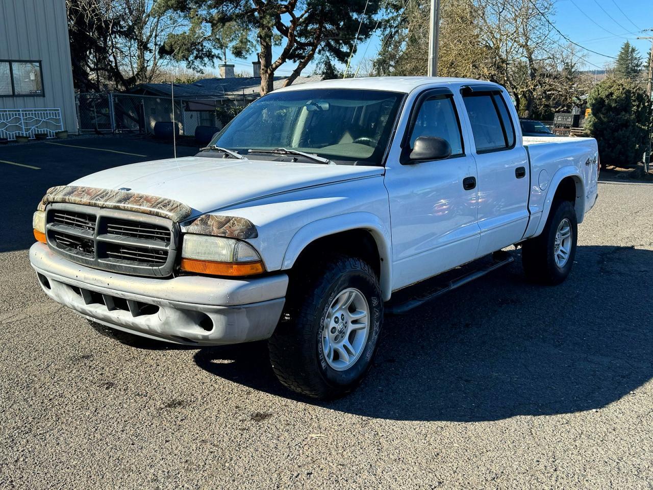 2003 Dodge Dakota Quad Sport - Image 2