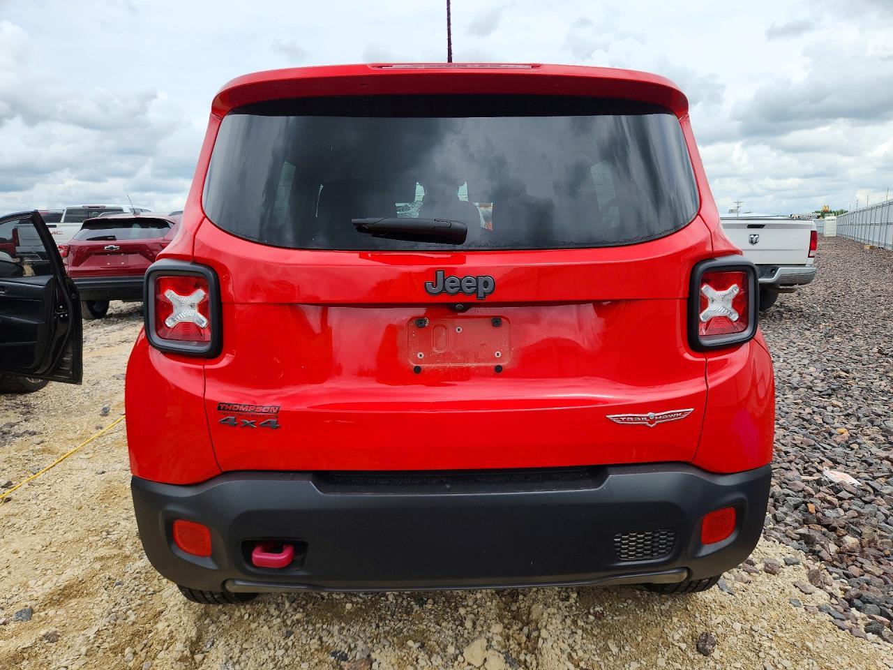 2017 Jeep Renegade Trailhawk - Фото 6