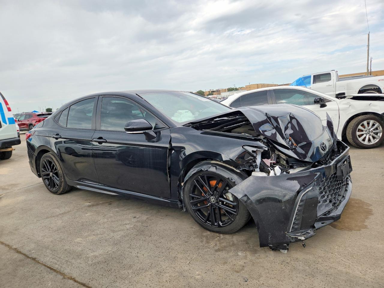 2025 Toyota Camry Se - Фото 4