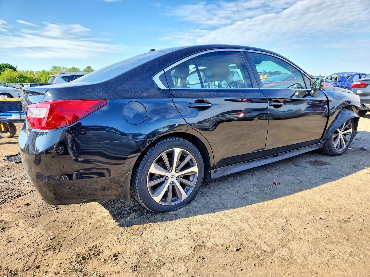 2015 Subaru Legacy 2.5I Limited - Фото 3