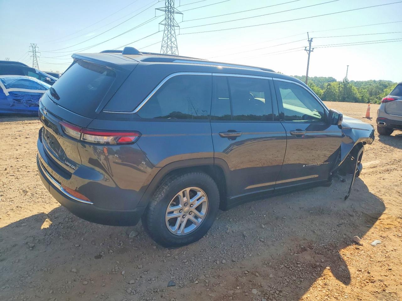 2023 Jeep Grand Cherokee Lared - Image 3
