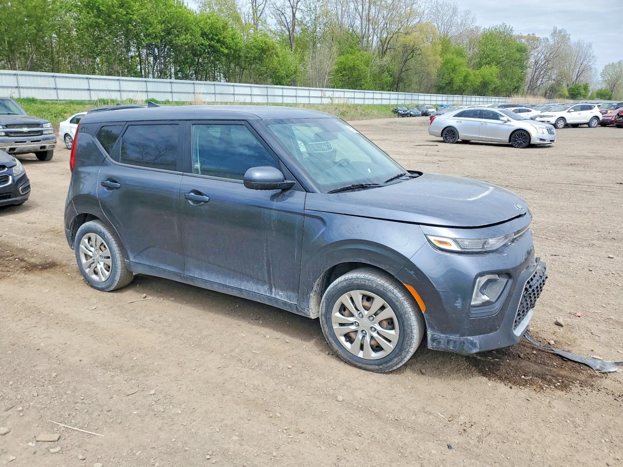 2021 Kia Soul Lx - Image 4