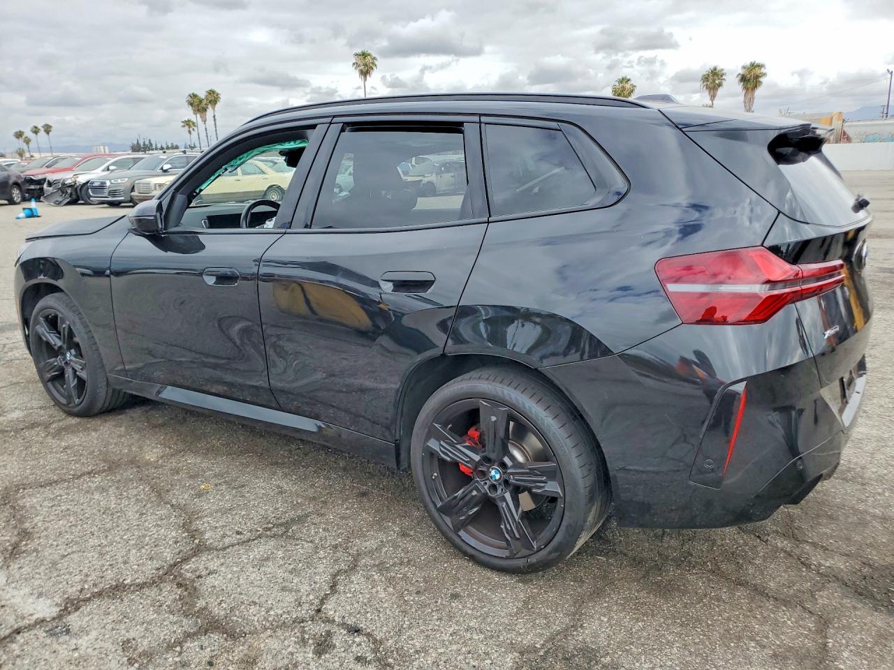 2025 BMW X3 30 xDrive - Image 2