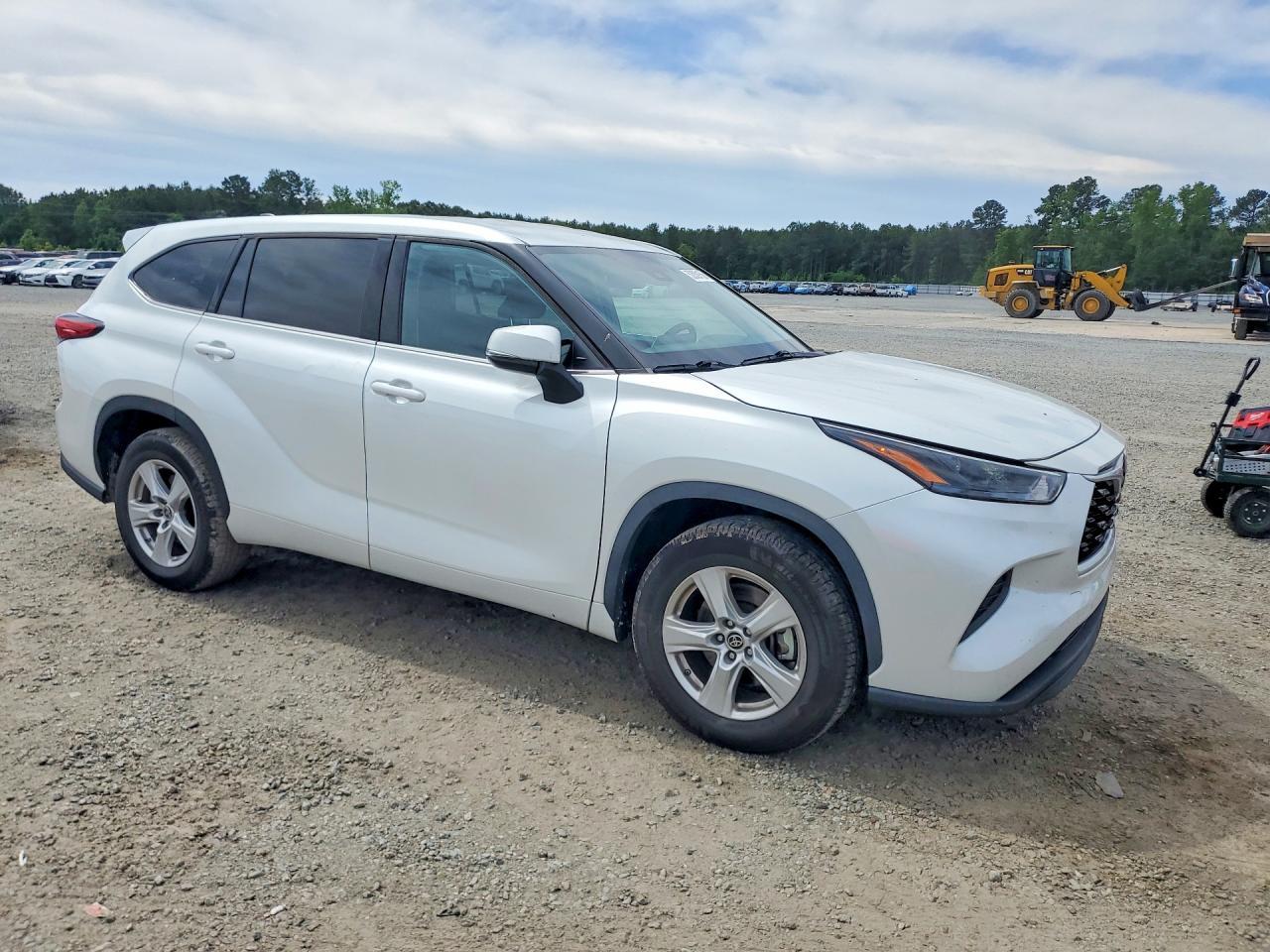 2022 Toyota Highlander L - Фото 4