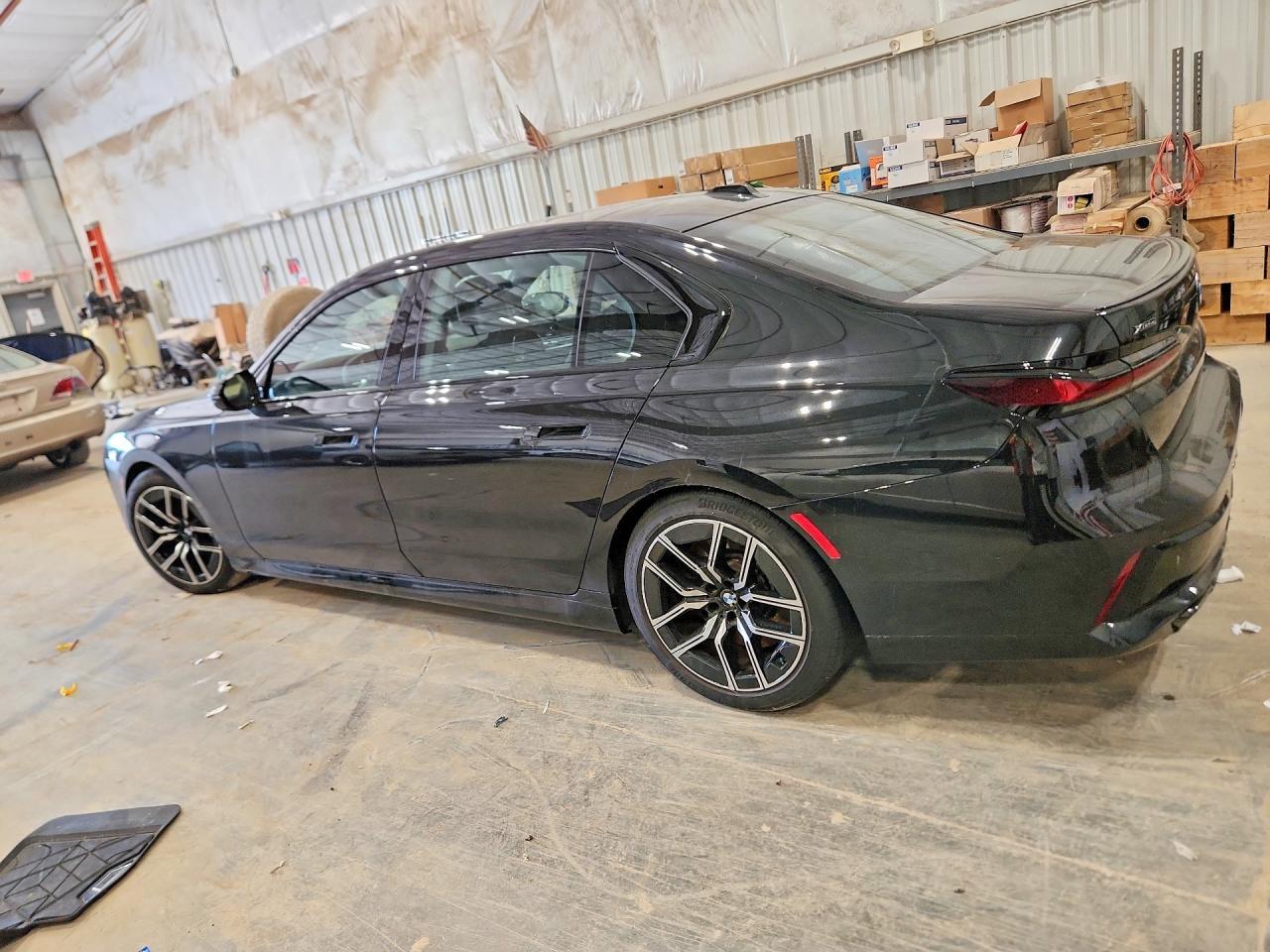 2024 BMW 760 I - Фото 2