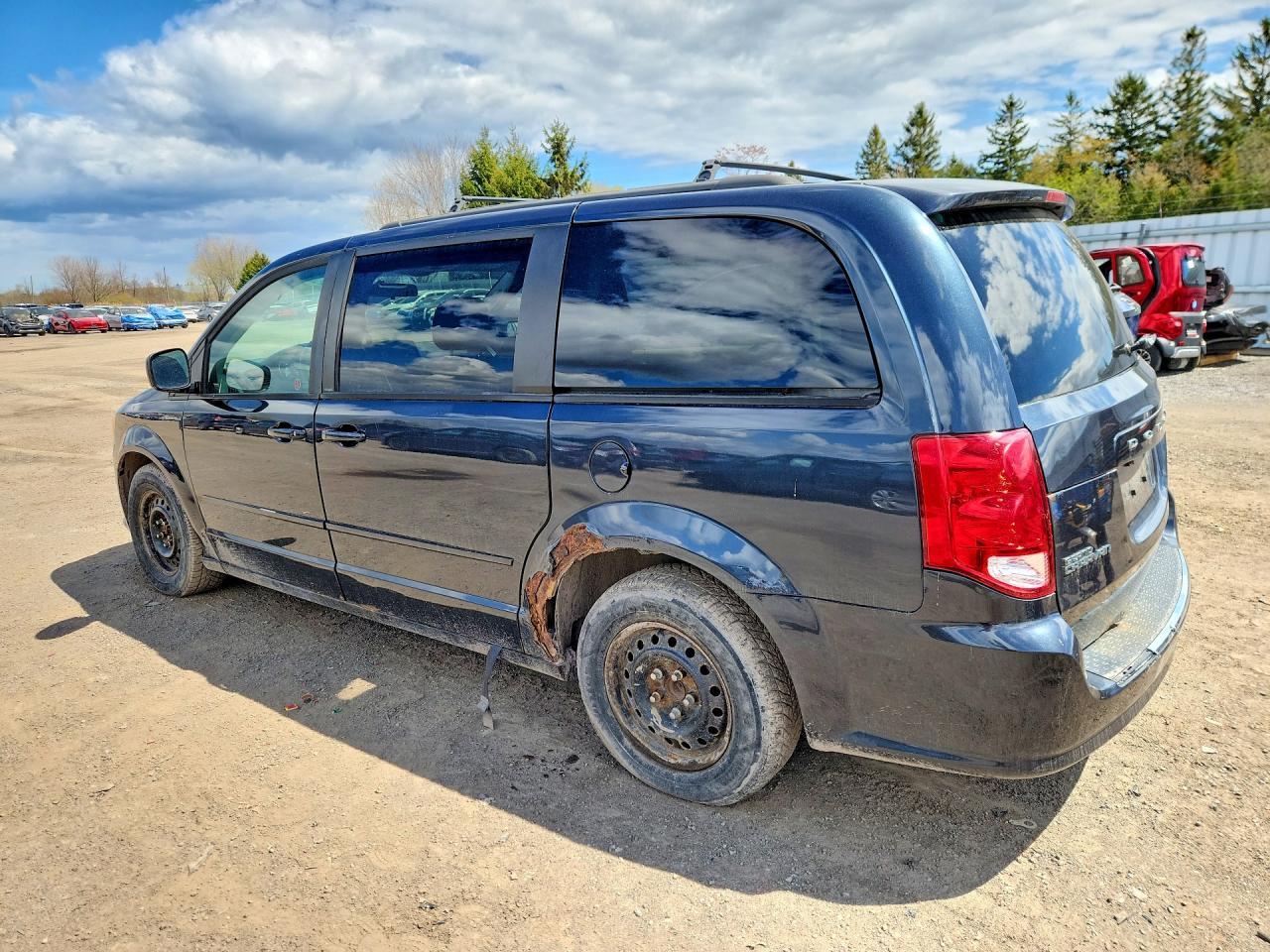 2013 Dodge Grand Caravan Se - Image 2