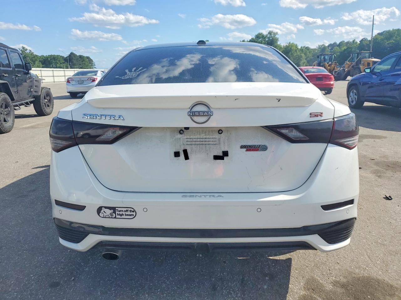 2024 Nissan Sentra Sr - Image 6