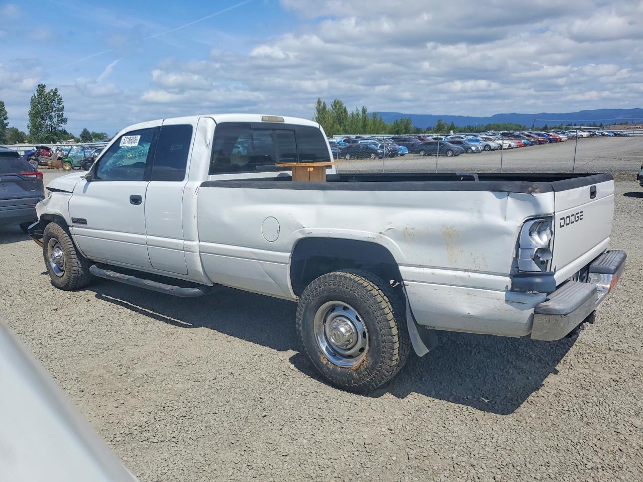 2001 Dodge Ram 2500 - Image 2