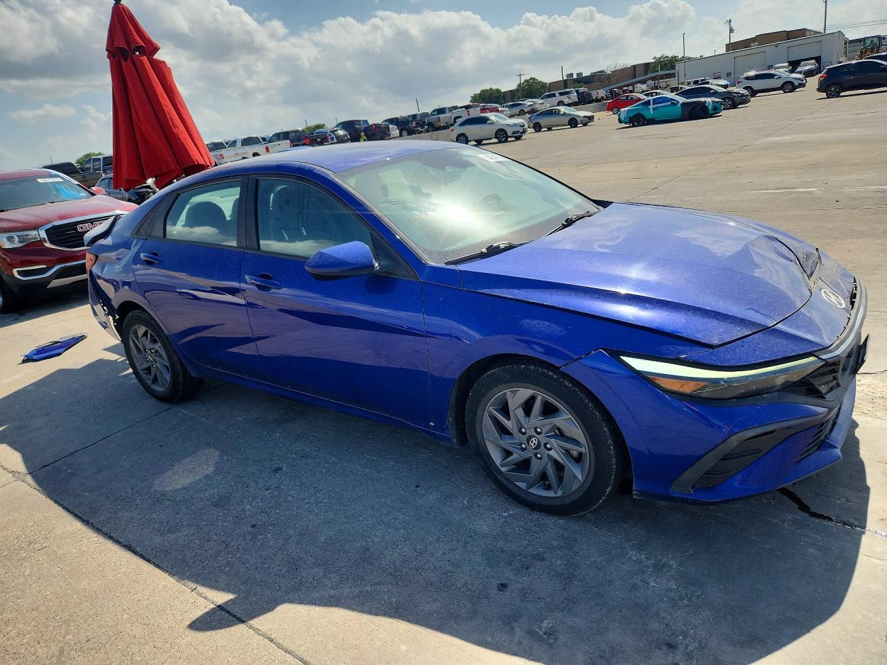 2024 Hyundai Elantra Sel - Image 4