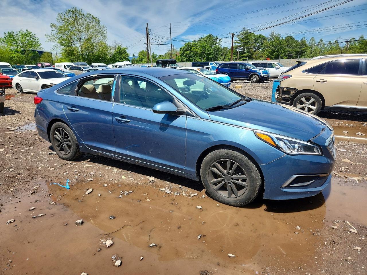 2017 Hyundai Sonata Se - Image 4