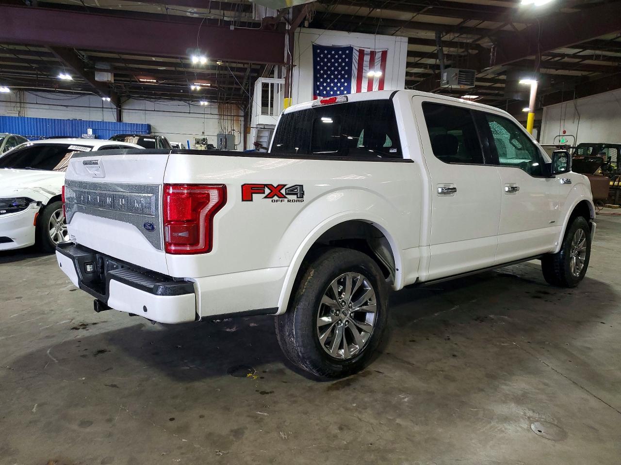 2017 Ford F150 Supercrew - Фото 3