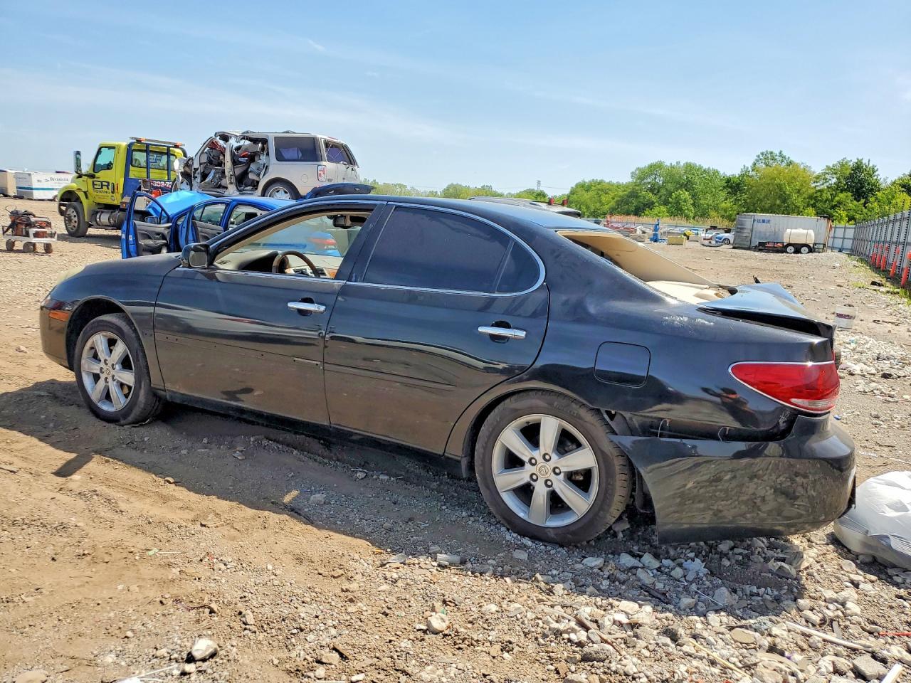 2006 Lexus Es 330 - Image 2