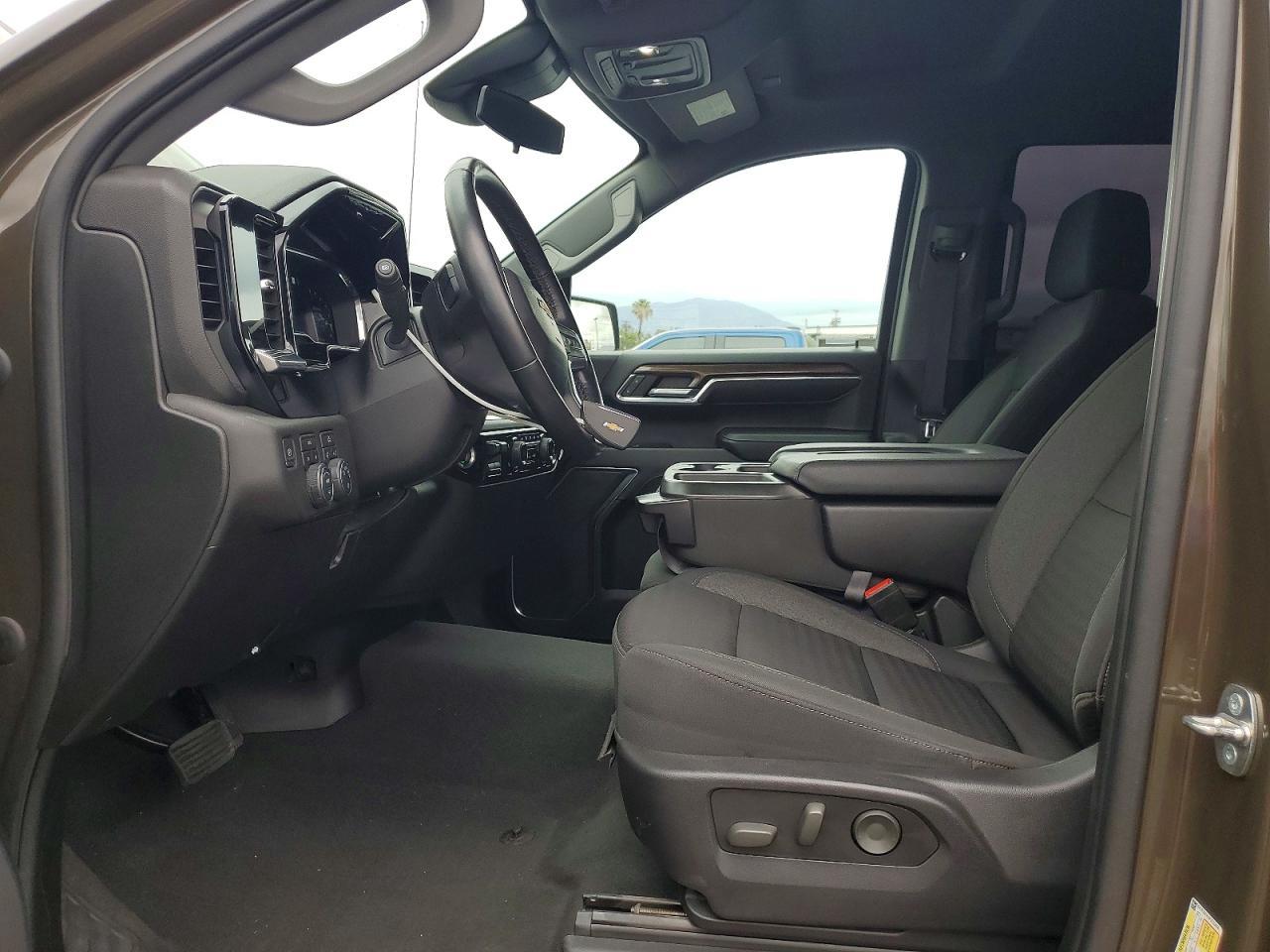2023 Chevrolet Silverado K1500 Lt - Фото 7