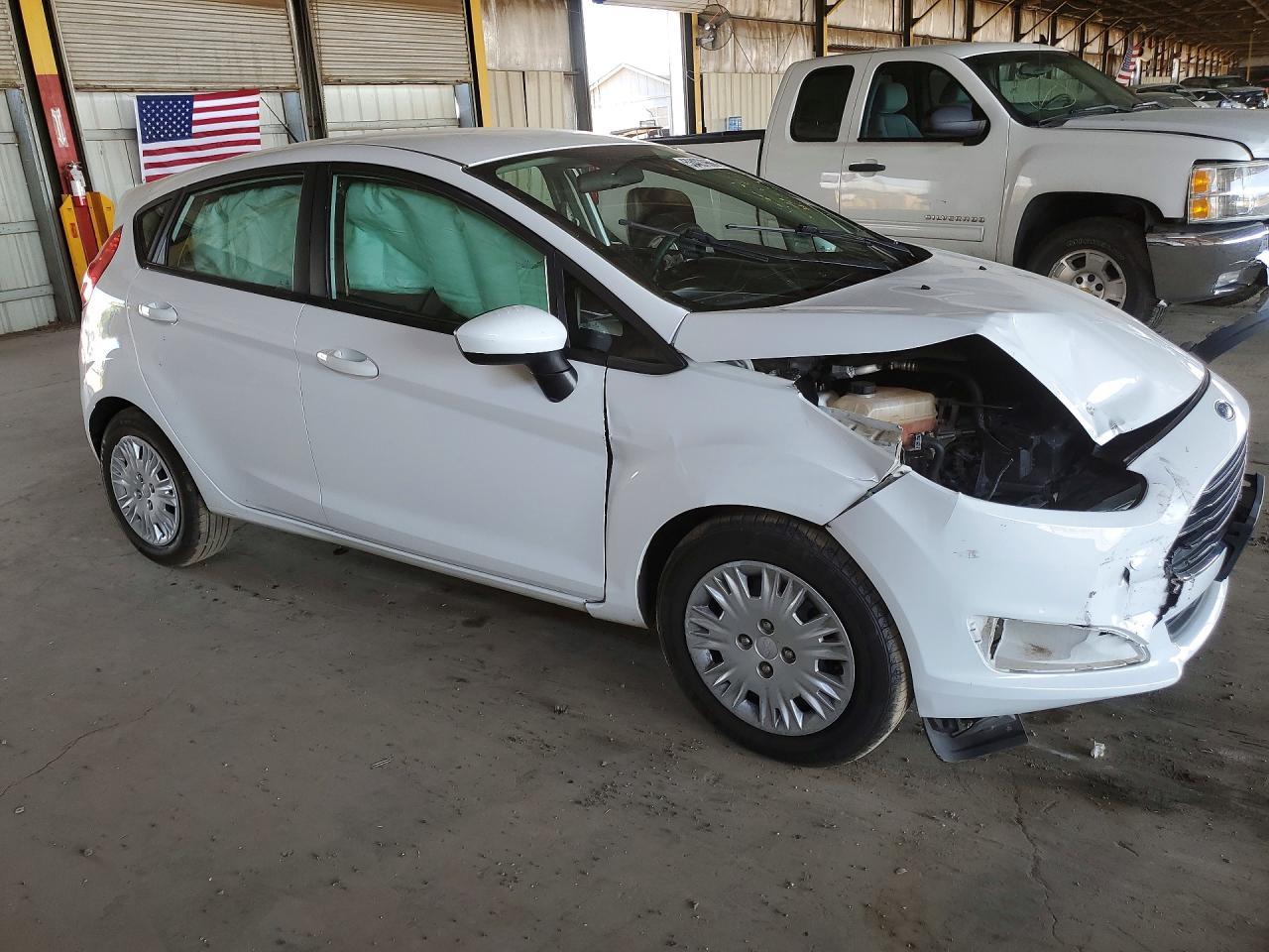2017 Ford Fiesta S - Фото 4