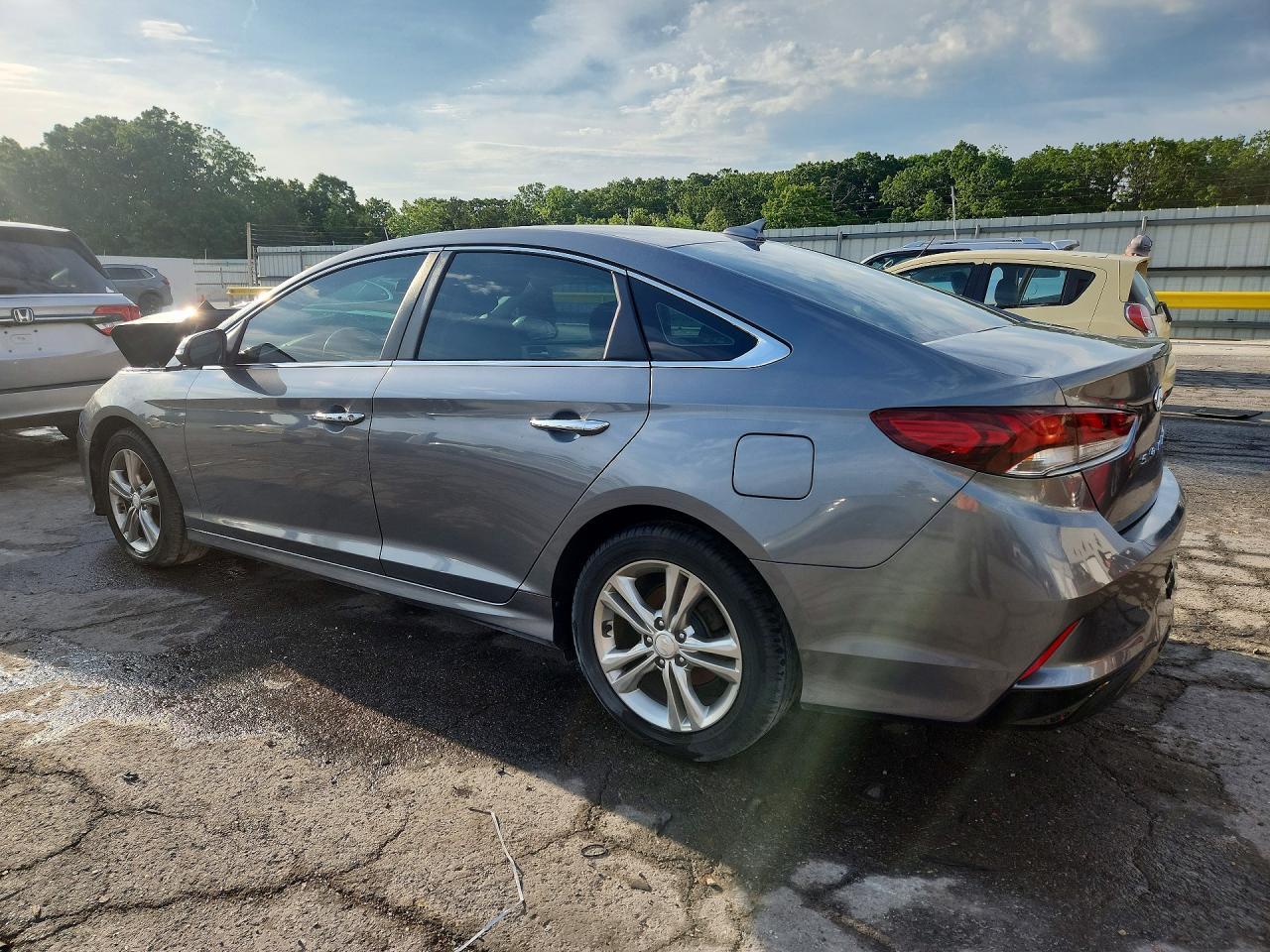 2019 Hyundai Sonata Sel - Фото 2