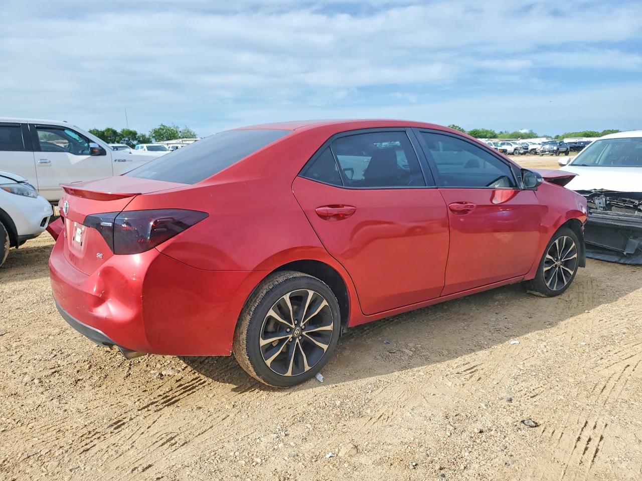 2019 Toyota Corolla Se - Фото 3