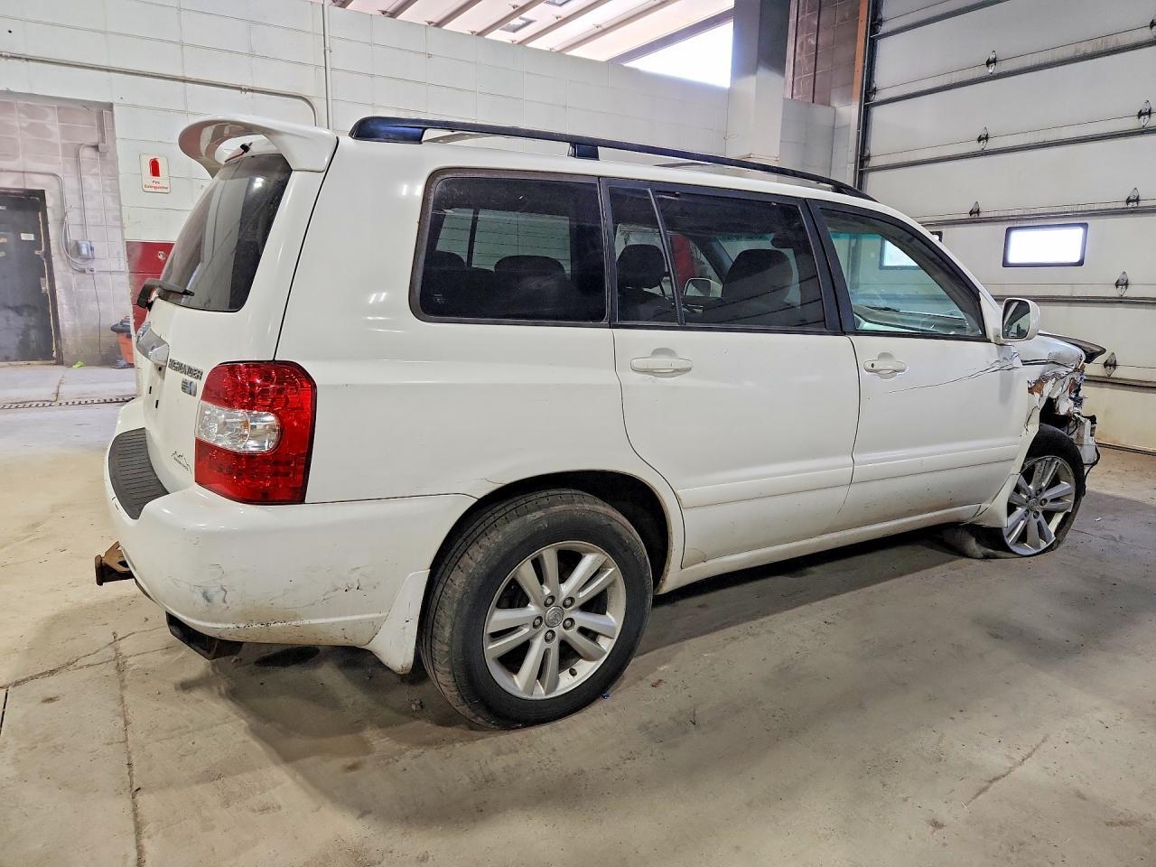 2007 Toyota Highlander Hybrid - Image 3