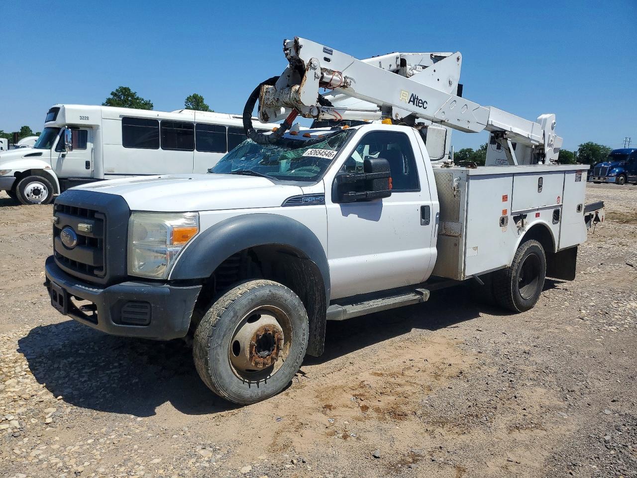 2013 Ford F550 Super - Bucket Truck - Фото 2