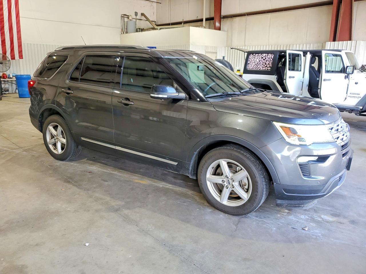 2018 Ford Explorer Xlt - Image 4