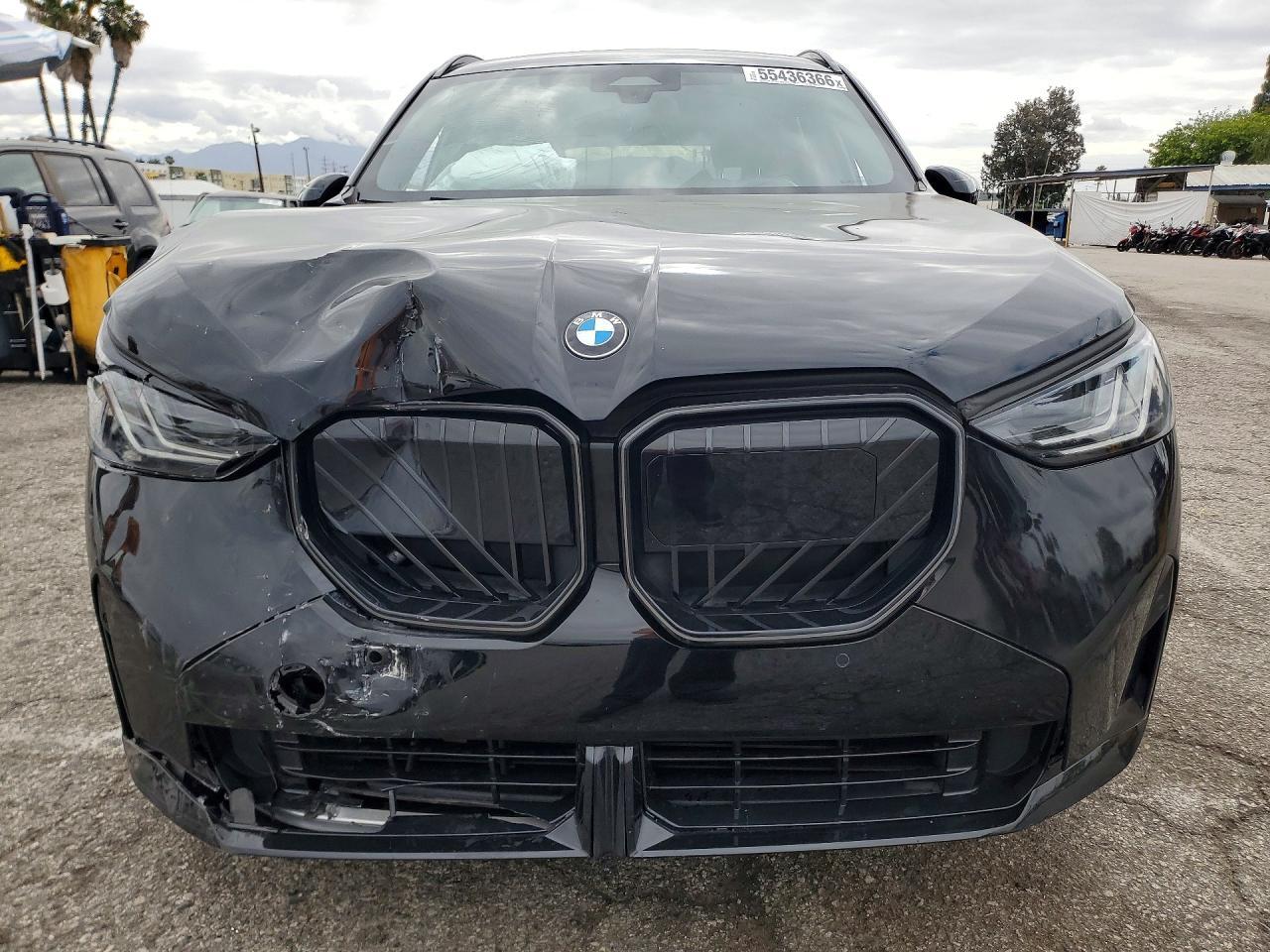 2025 BMW X3 30 xDrive - Image 5