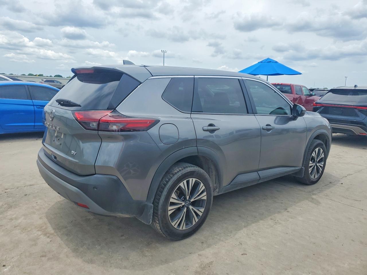 2023 Nissan Rogue Sv - Фото 3