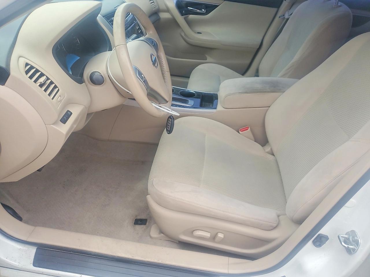 2014 Nissan Altima 2.5 - Фото 7