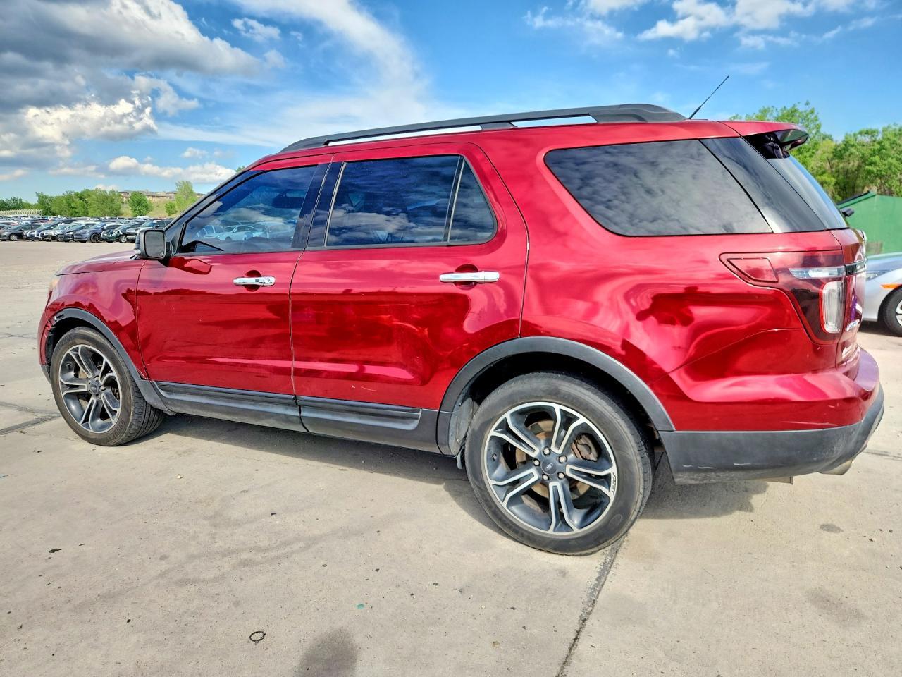 2014 Ford Explorer Sport - Image 2