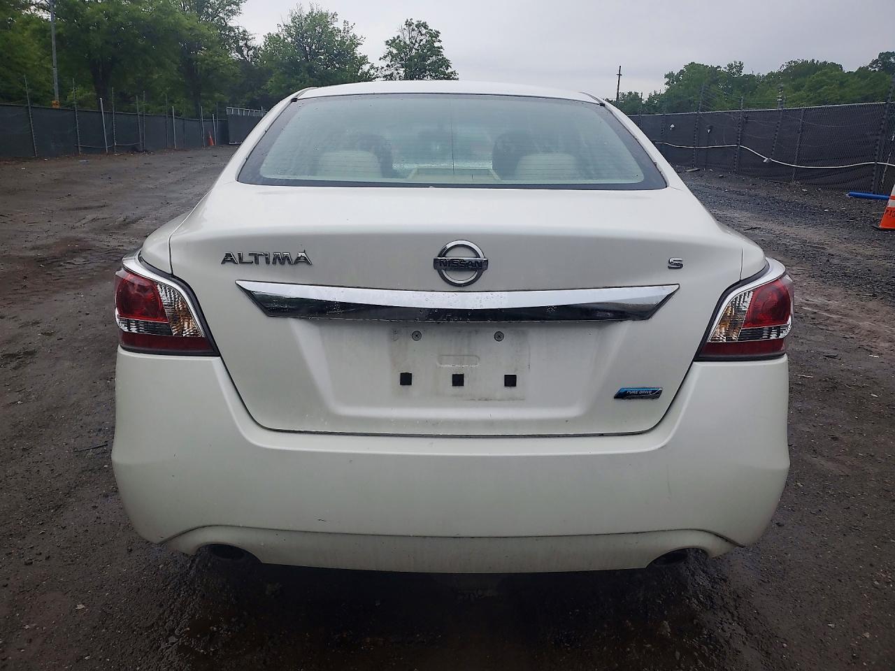 2014 Nissan Altima 2.5 S - Фото 6