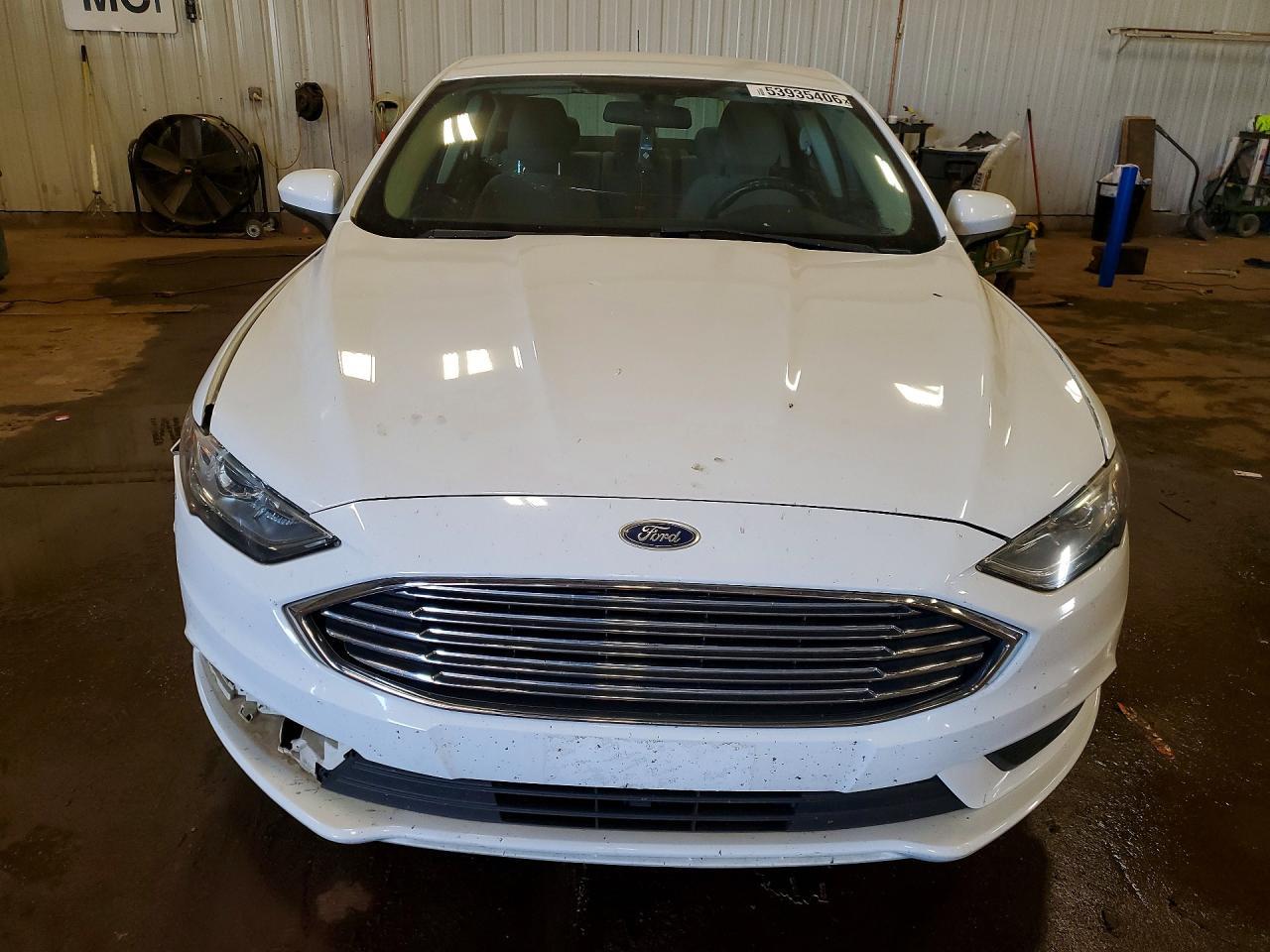 2017 Ford Fusion S - Фото 5
